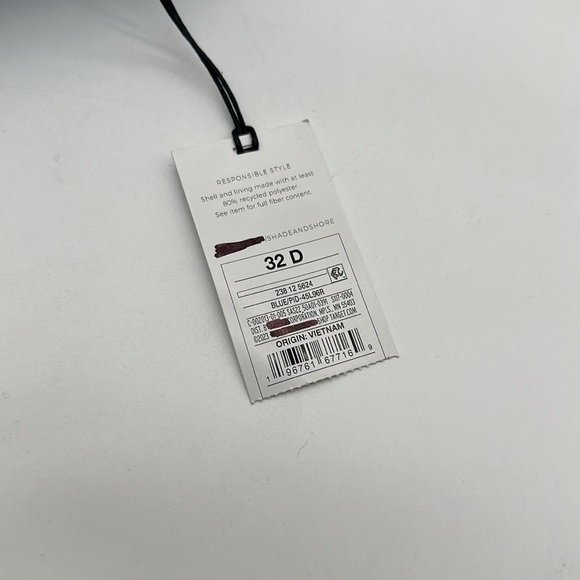 Women's Size 32D Swimwear Top Shade & Shore NEW WITH TAG BLUE Lightly Lined - Picture 3 of 3